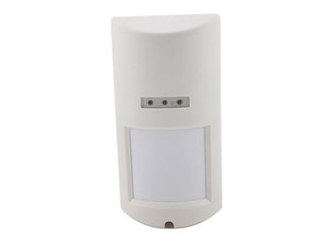 กลางแจ้งแบบ Dual PIR ไมโครเวฟตรวจจับการเคลื่อนไหวปลุกภูมิคุ้มกันของสัตว์เลี้ยงได้ถึง 30 กก